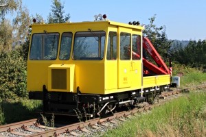 Součástí železniční výrobního programu je i výroba, vývoj, opravy a modernizace motorových univerzálních vozíků MUV.