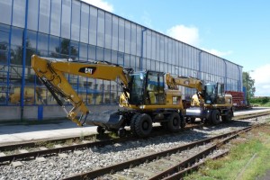 Nos produits peuvent vous aider dans la soudure de rail, l'entretien et le renouvellement des lignes aériennes, la construction et le renouvellements de voies ferrées , le nettoyage de la voie ferrée ainsi que l‘entretien de la végétation, la lutte contre les incendies et autres services de secours.